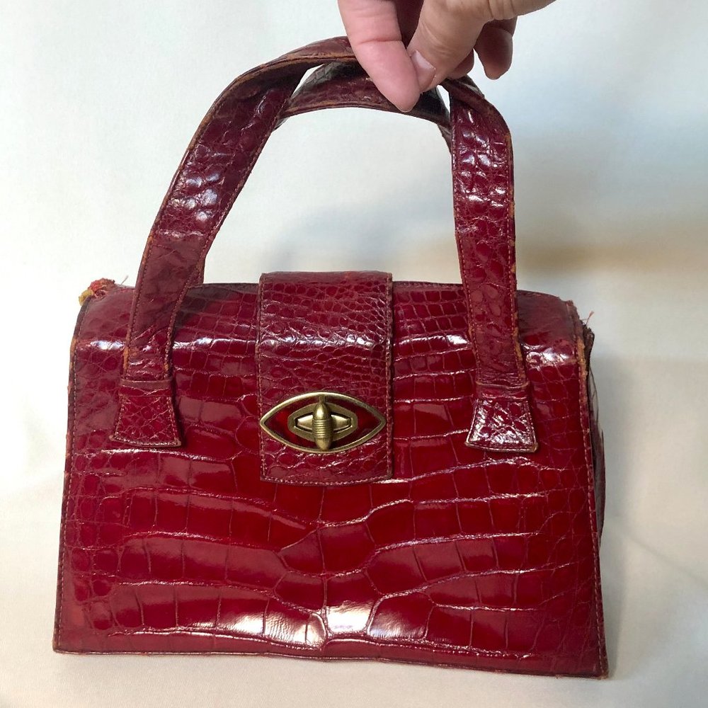 Lucille De Paris alligator vintage bag,